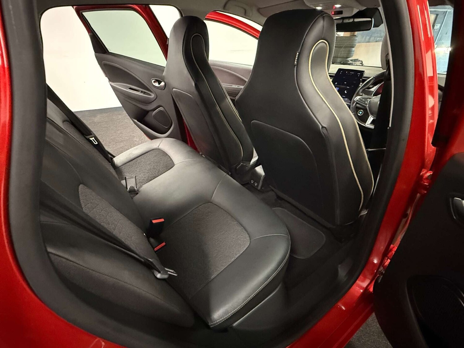 Used Renault Zoe 2023 for sale - 77137099: Photo 26