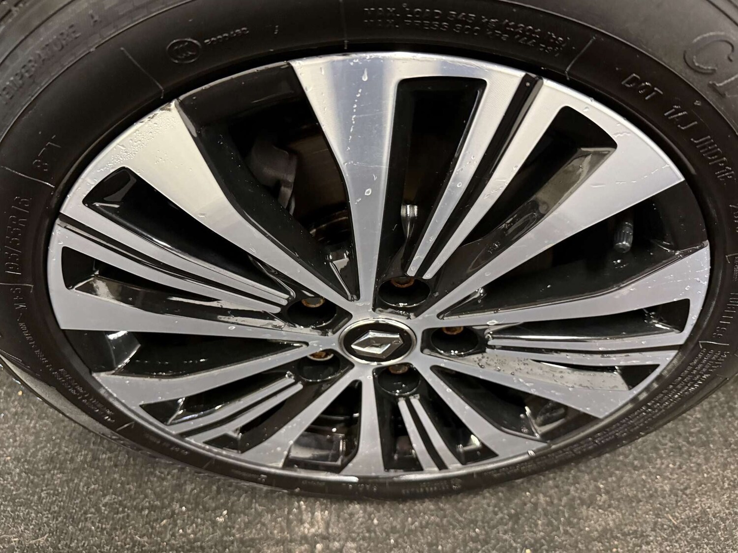 Used Renault Zoe 2023 for sale - 77137099: Photo 41