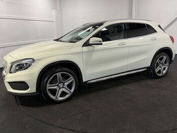 Used Mercedes-Benz GLA 2017 for sale - 76126593: Photo 2