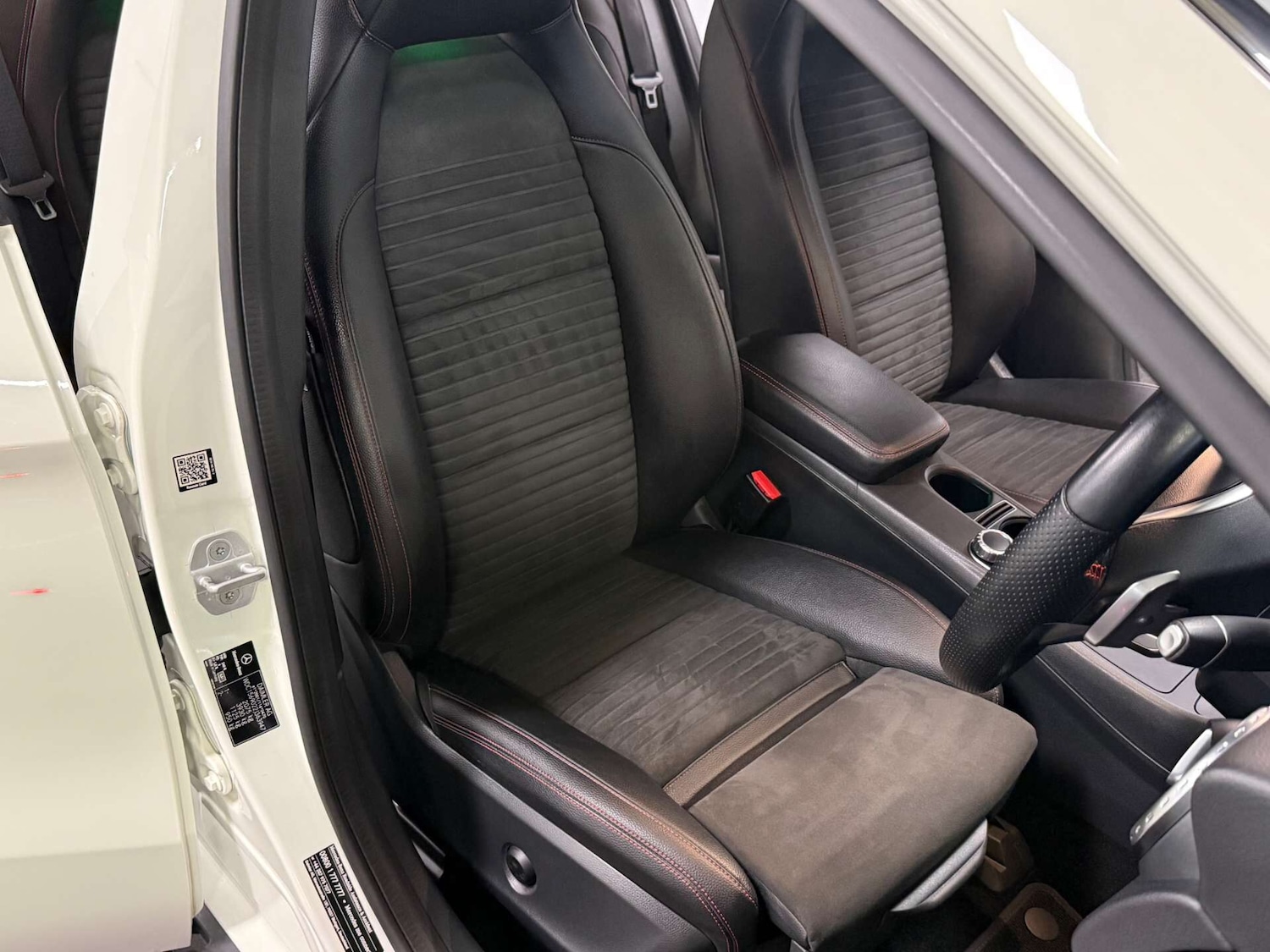 Used Mercedes-Benz GLA 2017 for sale - 76126593: Photo 35