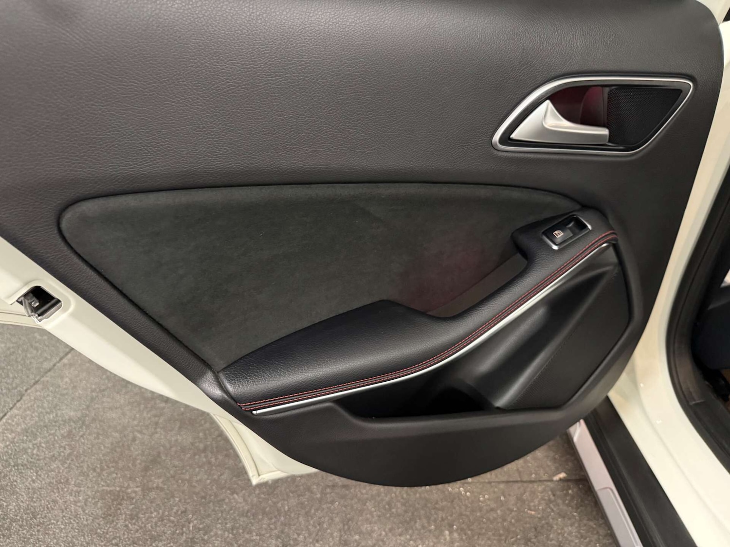 Used Mercedes-Benz GLA 2017 for sale - 76126593: Photo 50