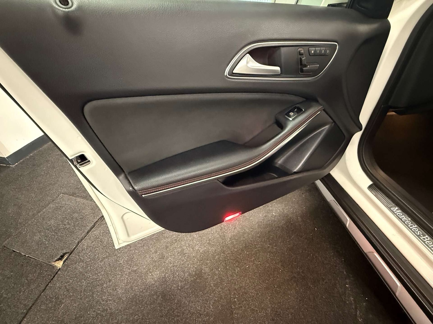 Used Mercedes-Benz GLA 2017 for sale - 76126593: Photo 63