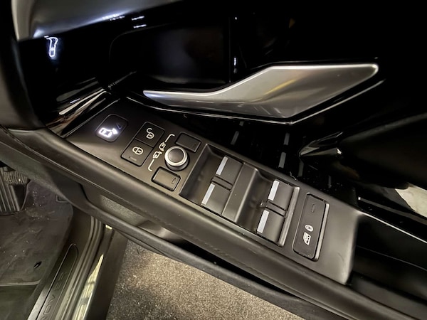 Used Land Rover Range Rover Evoque 2021 for sale - 76232928: Photo 16