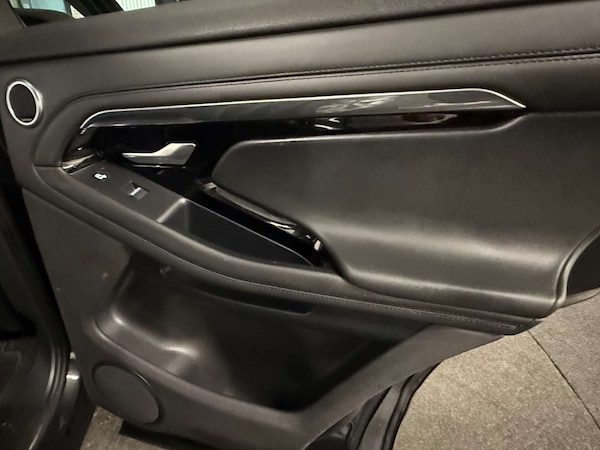 Used Land Rover Range Rover Evoque 2021 for sale - 76232928: Photo 30