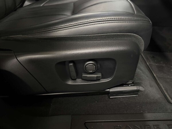 Used Land Rover Range Rover Evoque 2021 for sale - 76232928: Photo 57