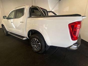 Used Nissan Navara 2020 for sale - 78847987: Photo
