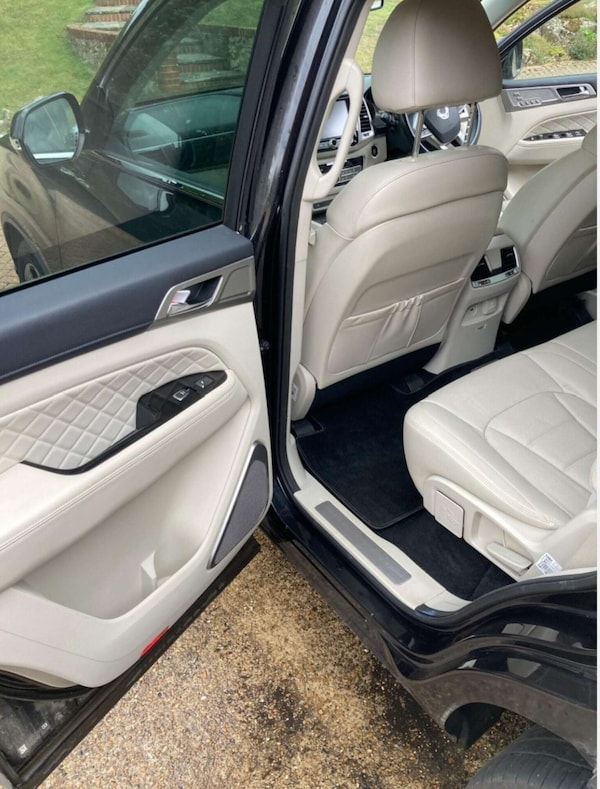 Used Ssangyong Rexton 2018 for sale - 76220560: Photo 5
