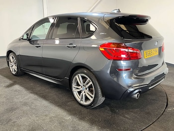 Used BMW 2 Series 2019 for sale - 75425420: Photo