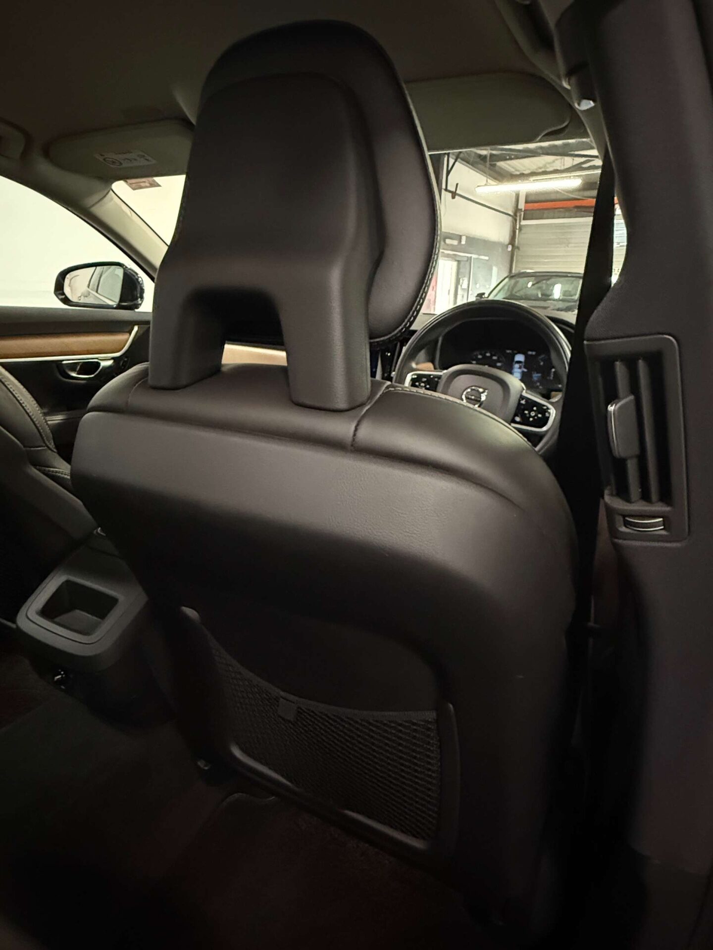 Used Volvo S90 2017 for sale - 76343800: Photo 36