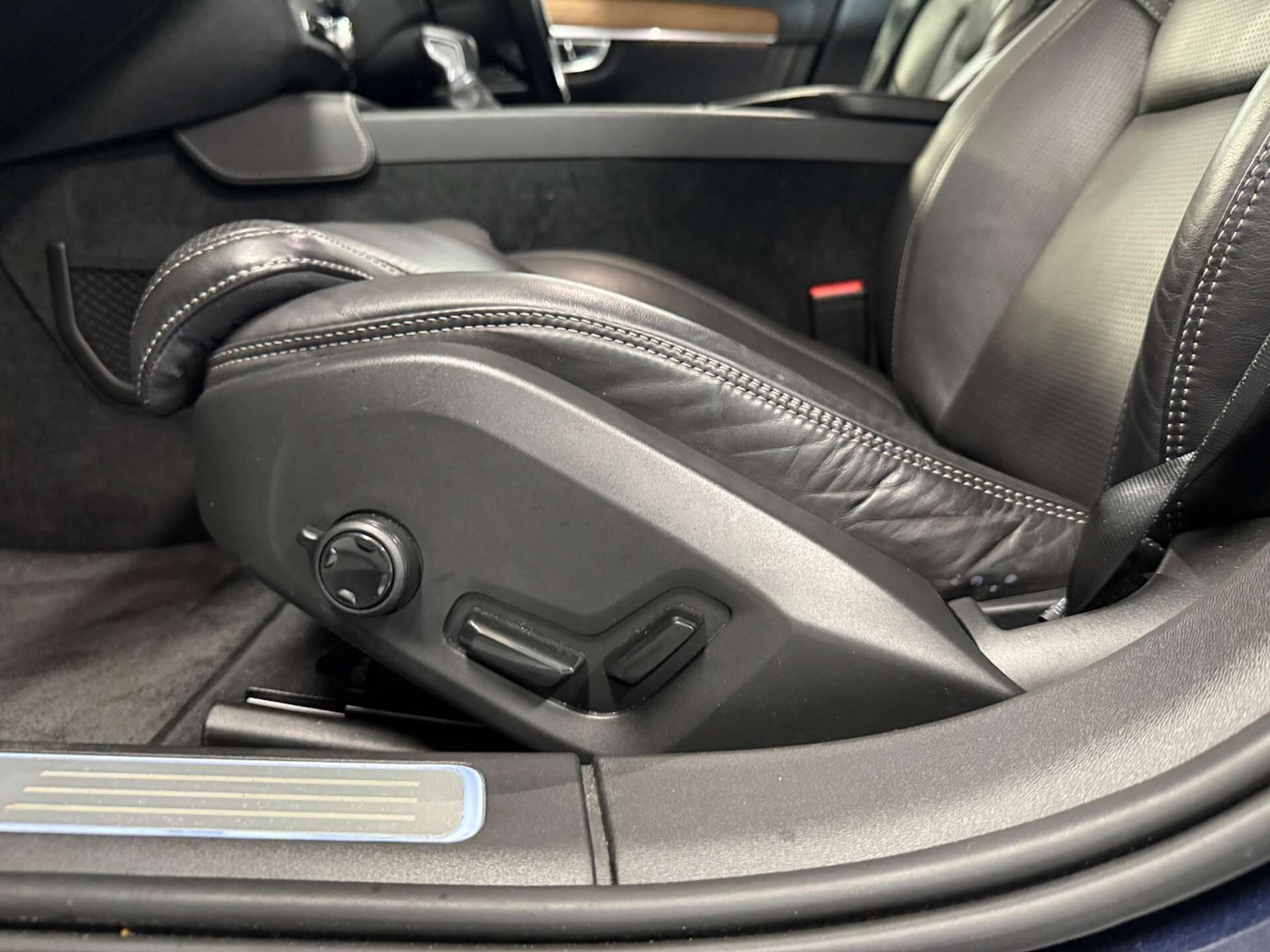 Used Volvo S90 2017 for sale - 76343800: Photo 49