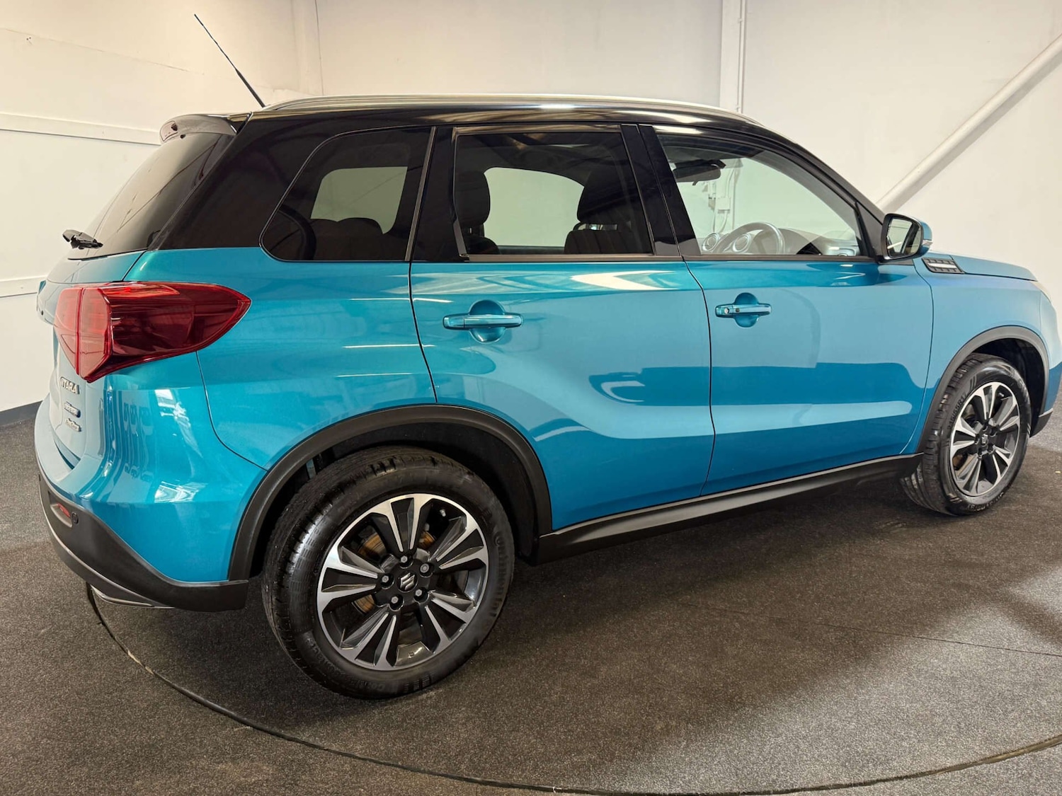 Used Suzuki Vitara 2021 for sale - 76406102: Photo 5