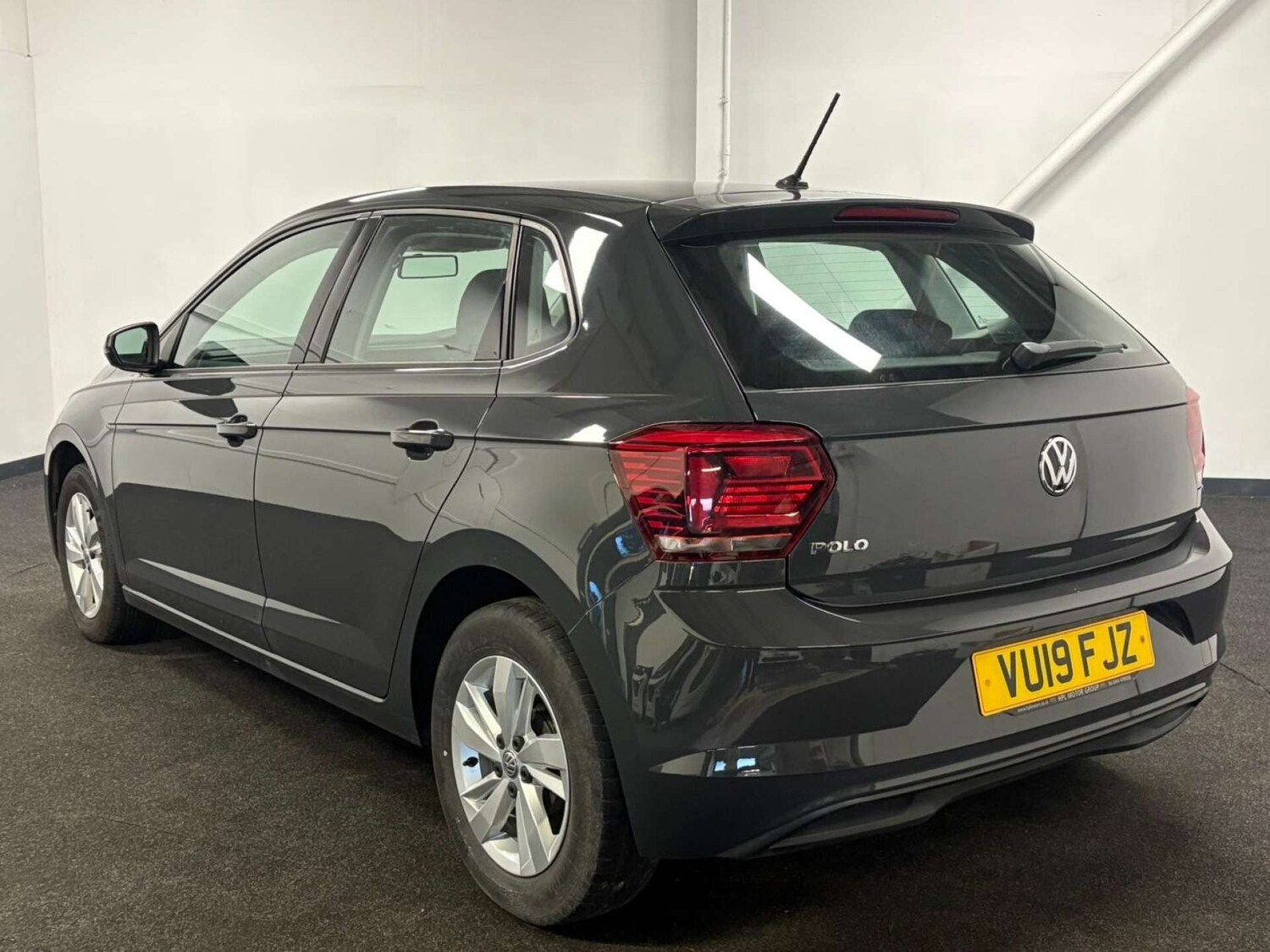Used Volkswagen Polo 2019 for sale - 76985196: Photo 3