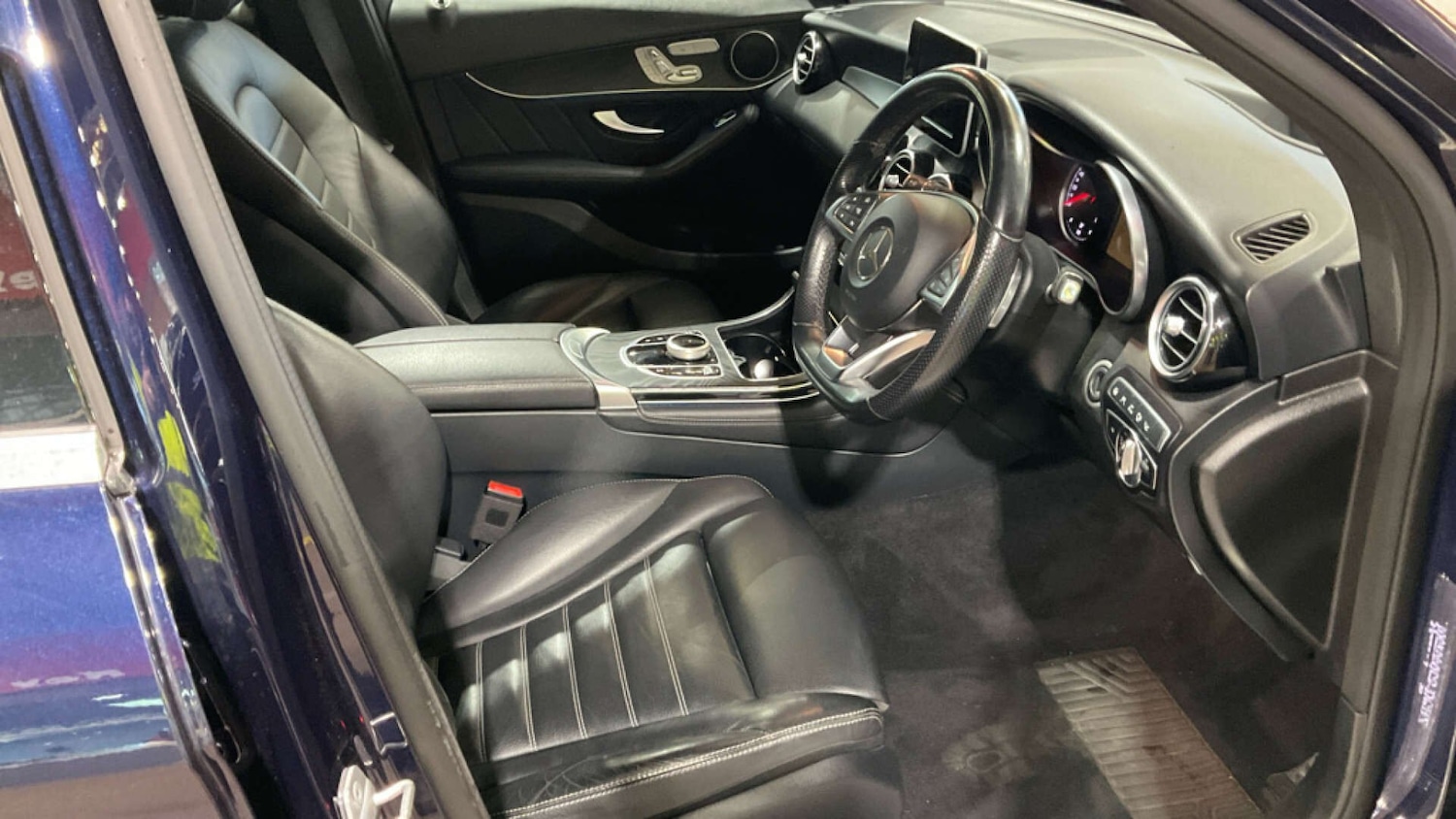 Used Mercedes-Benz GLC 2018 for sale - 76453697: Photo 10