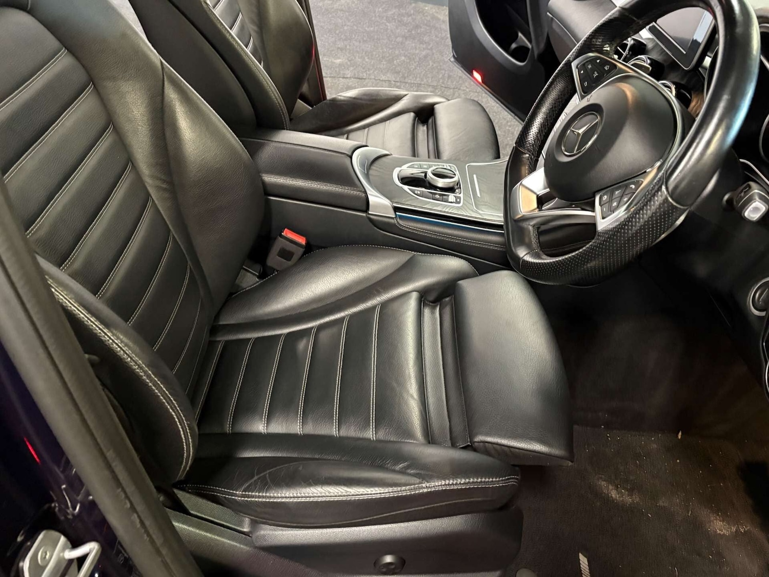 Used Mercedes-Benz GLC 2018 for sale - 76453697: Photo 16