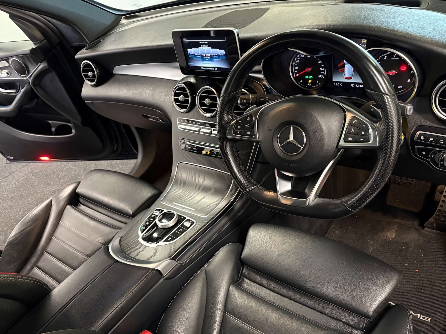 Used Mercedes-Benz GLC 2018 for sale - 76453697: Photo 17