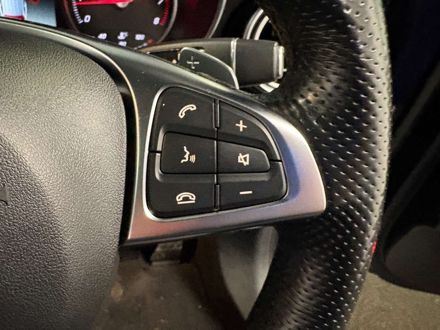 Used Mercedes-Benz GLC 2018 for sale - 76453697: Photo 20