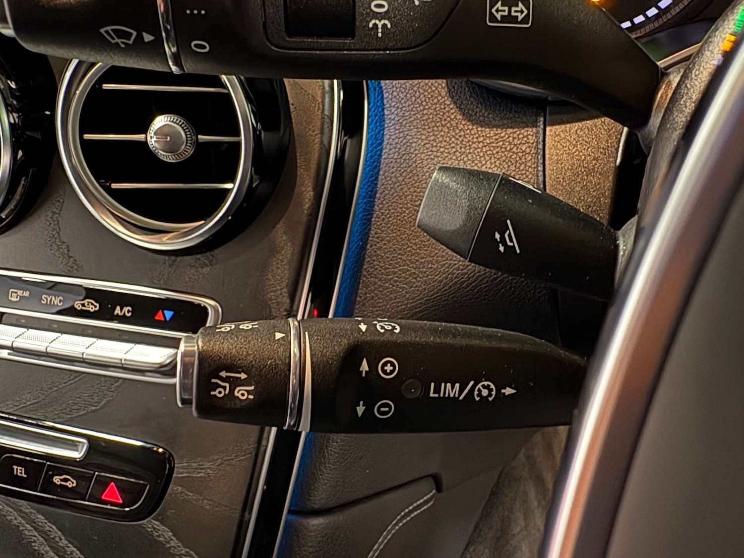 Used Mercedes-Benz GLC 2018 for sale - 76453697: Photo 22