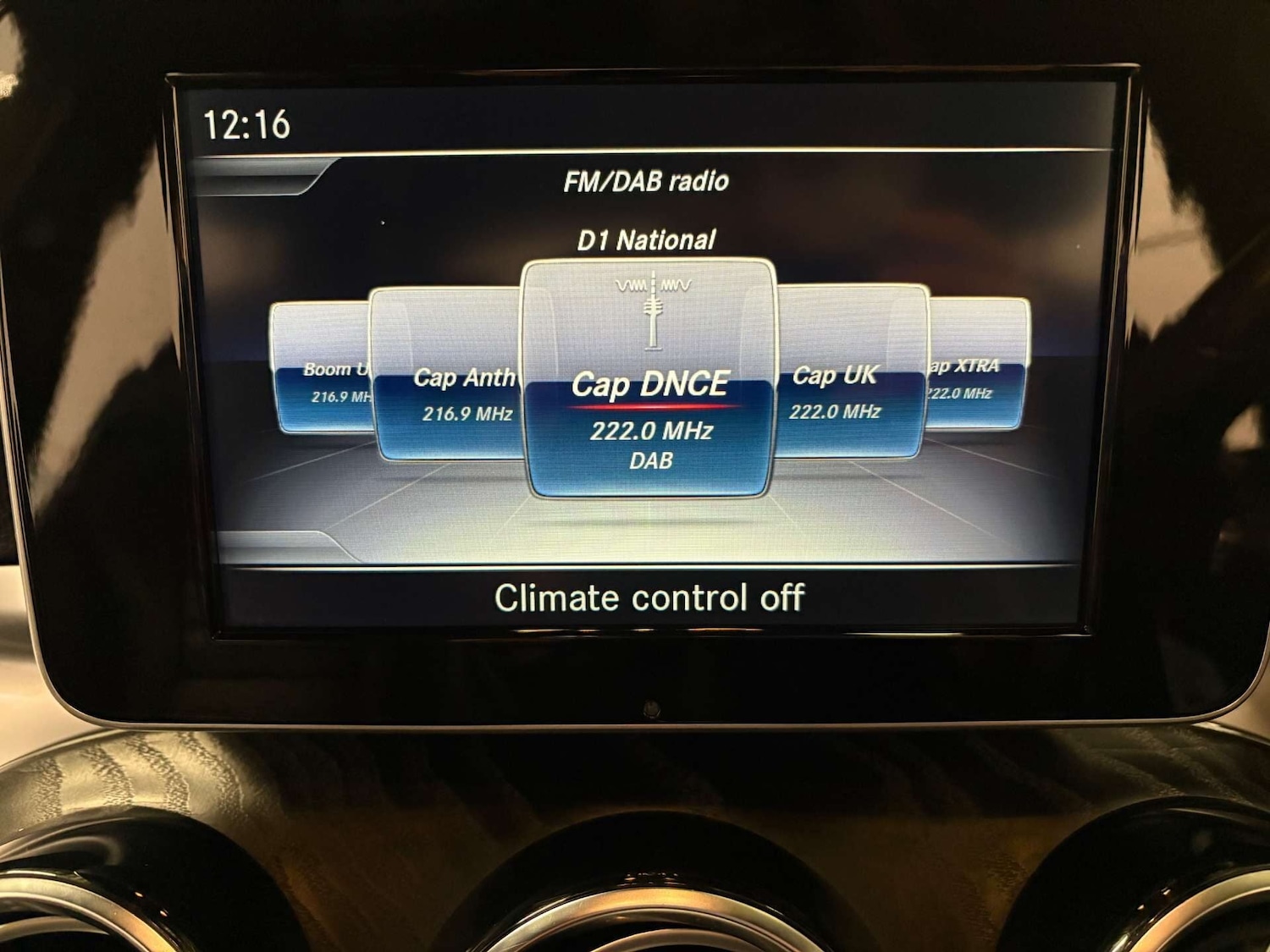 Used Mercedes-Benz GLC 2018 for sale - 76453697: Photo 25