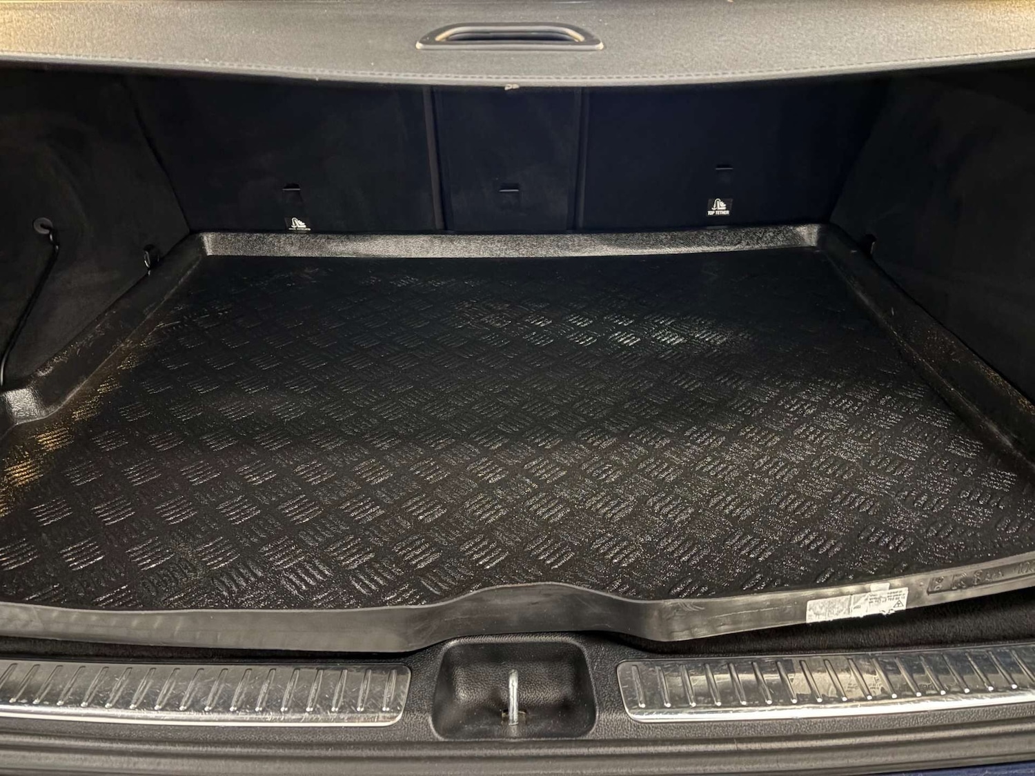 Used Mercedes-Benz GLC 2018 for sale - 76453697: Photo 38