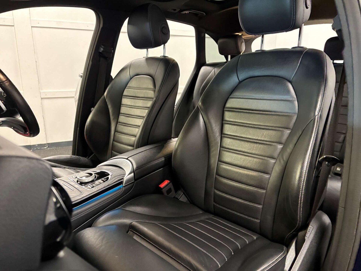 Used Mercedes-Benz GLC 2018 for sale - 76453697: Photo 47