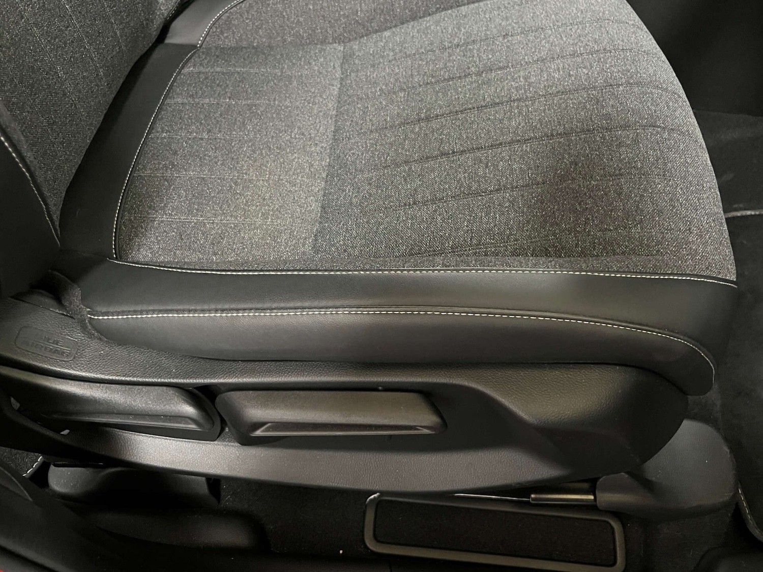 Used Honda Jazz 2023 for sale - 76653845: Photo 11