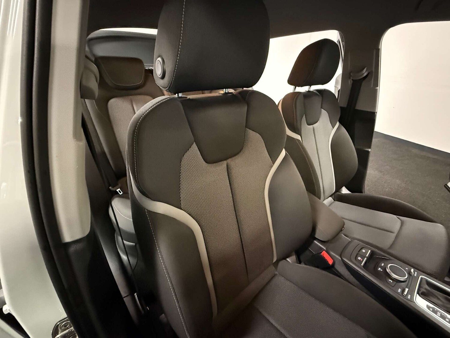 Used Audi Q2 2017 for sale - 77171369: Photo 10