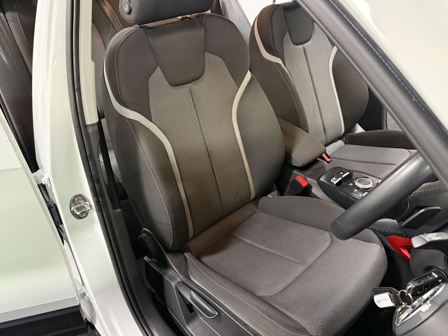 Used Audi Q2 2017 for sale - 77171369: Photo 9