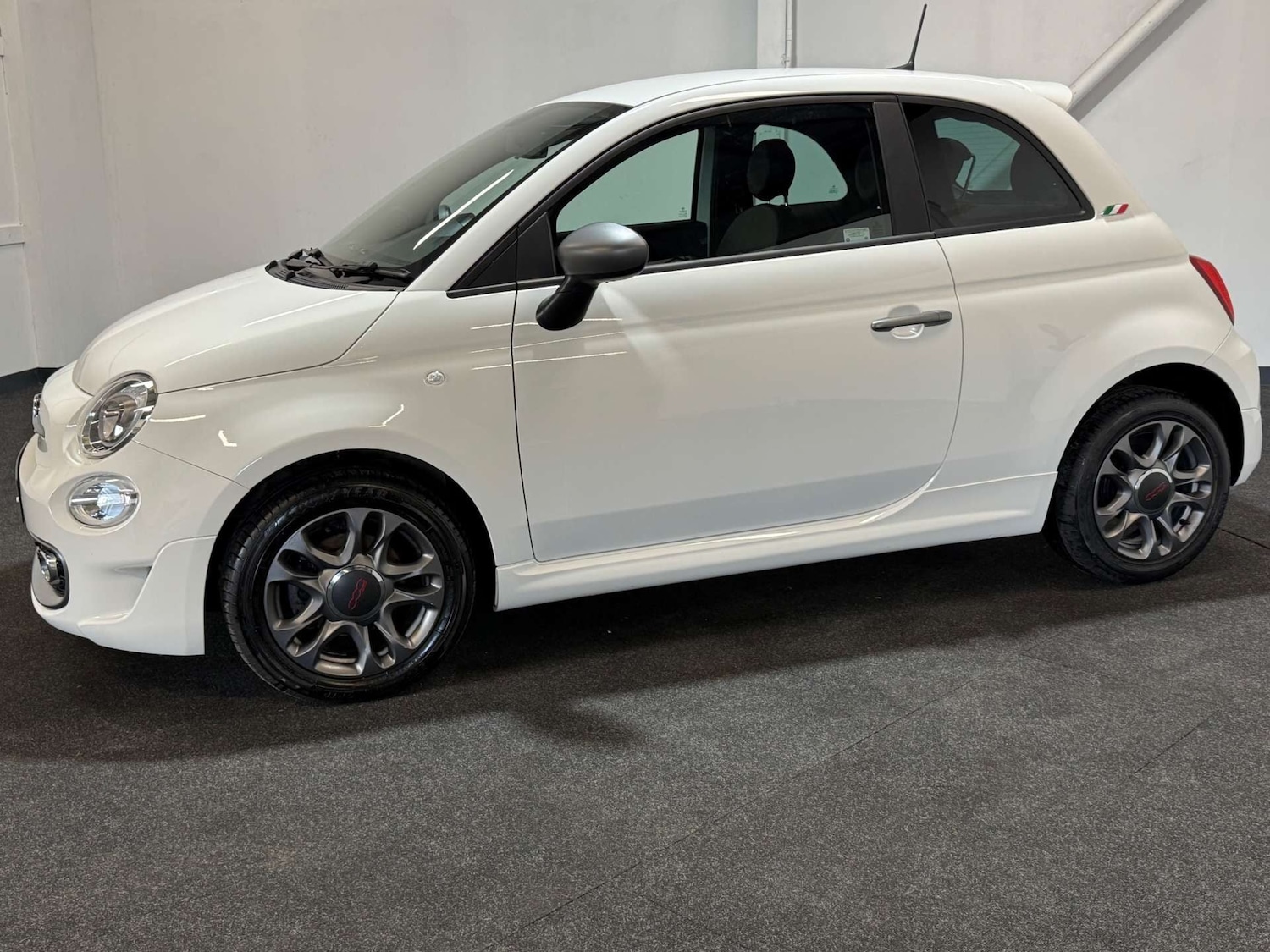 Used Fiat 500 2017 for sale - 77394058: Photo 2