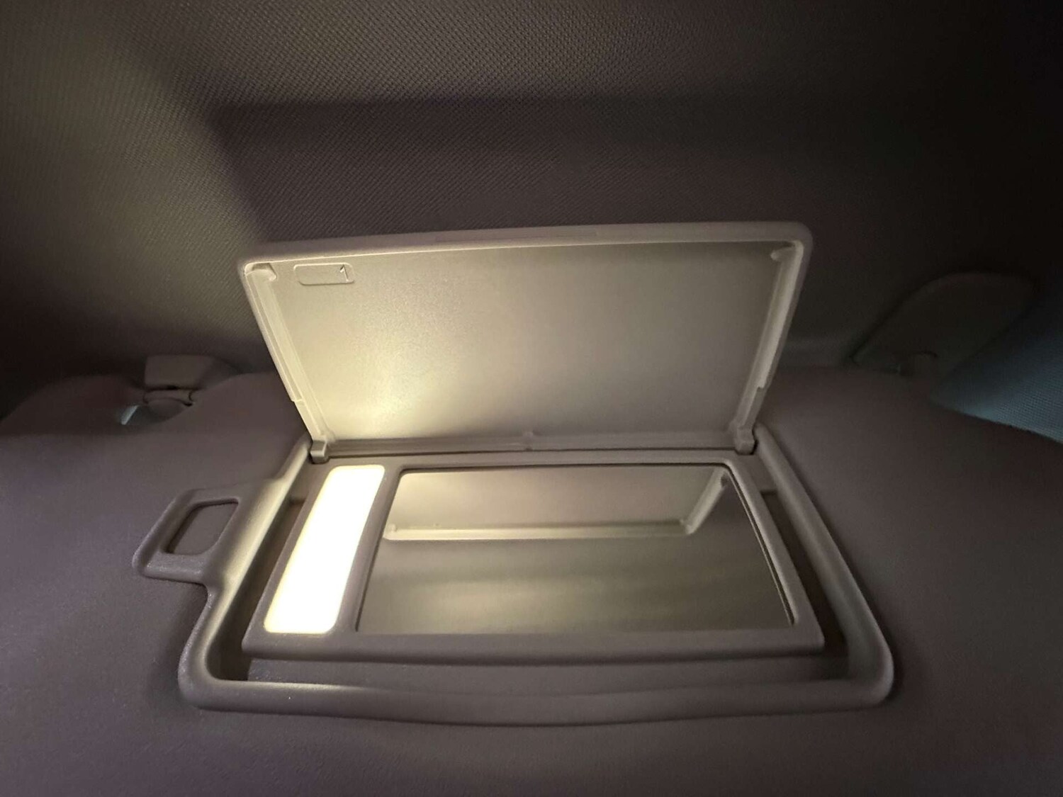 Used Volvo XC60 2019 for sale - 77368090: Photo 32