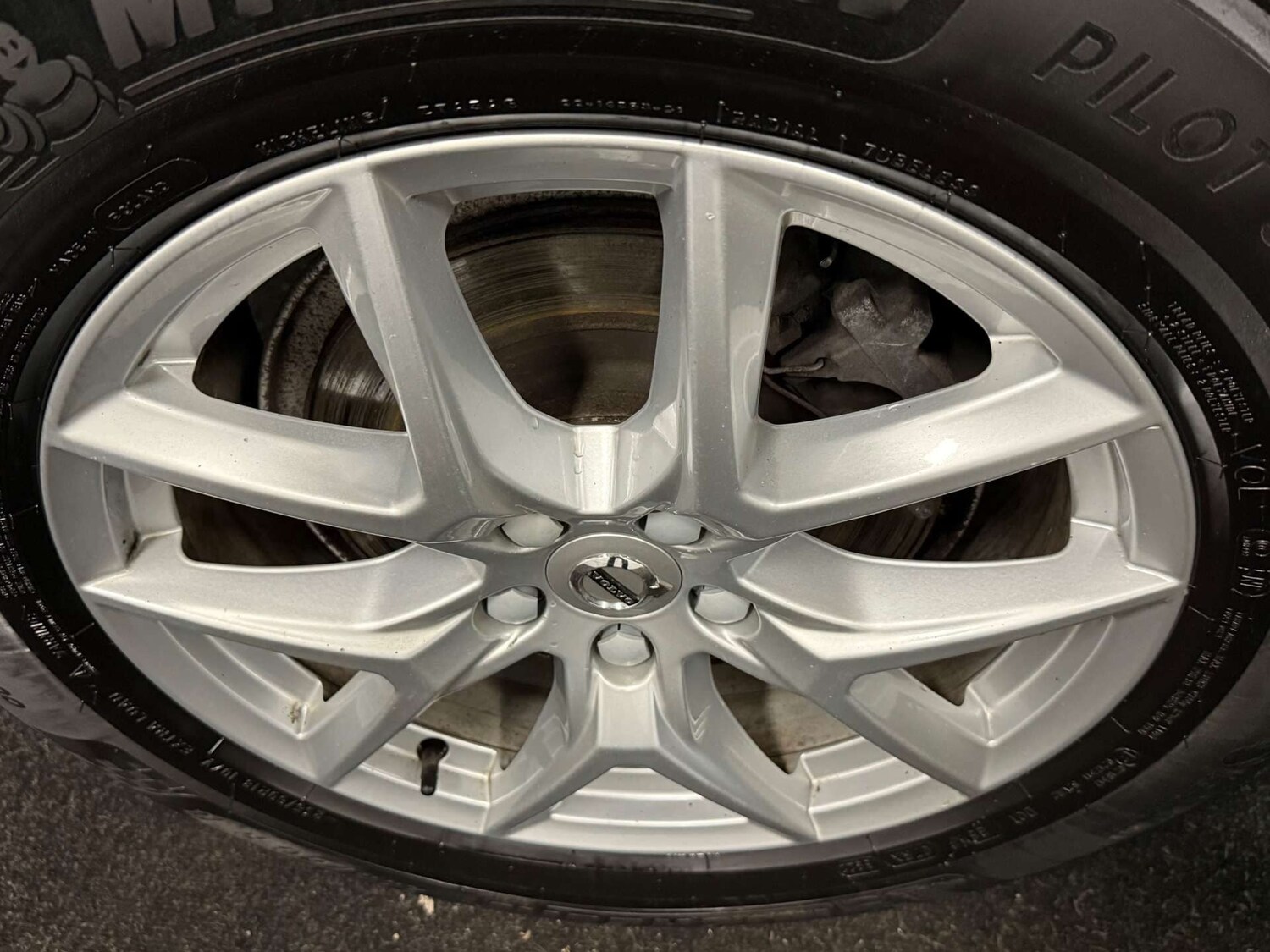 Used Volvo XC60 2019 for sale - 77368090: Photo 37