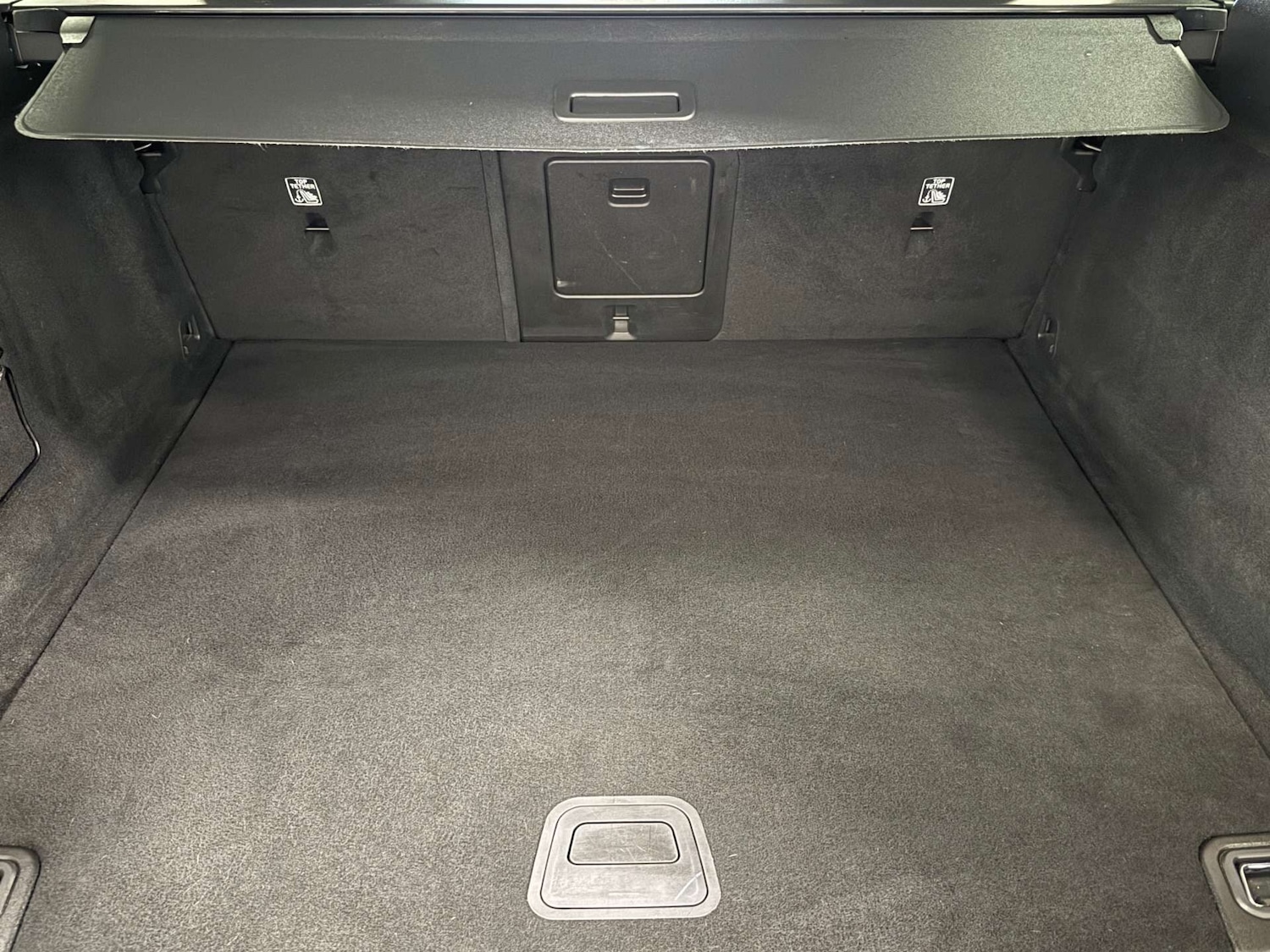 Used Volvo XC60 2019 for sale - 77368090: Photo 38