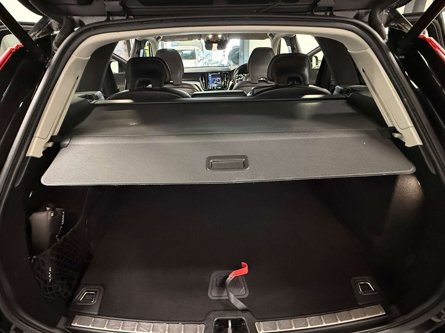 Used Volvo XC60 2019 for sale - 77368090: Photo 40