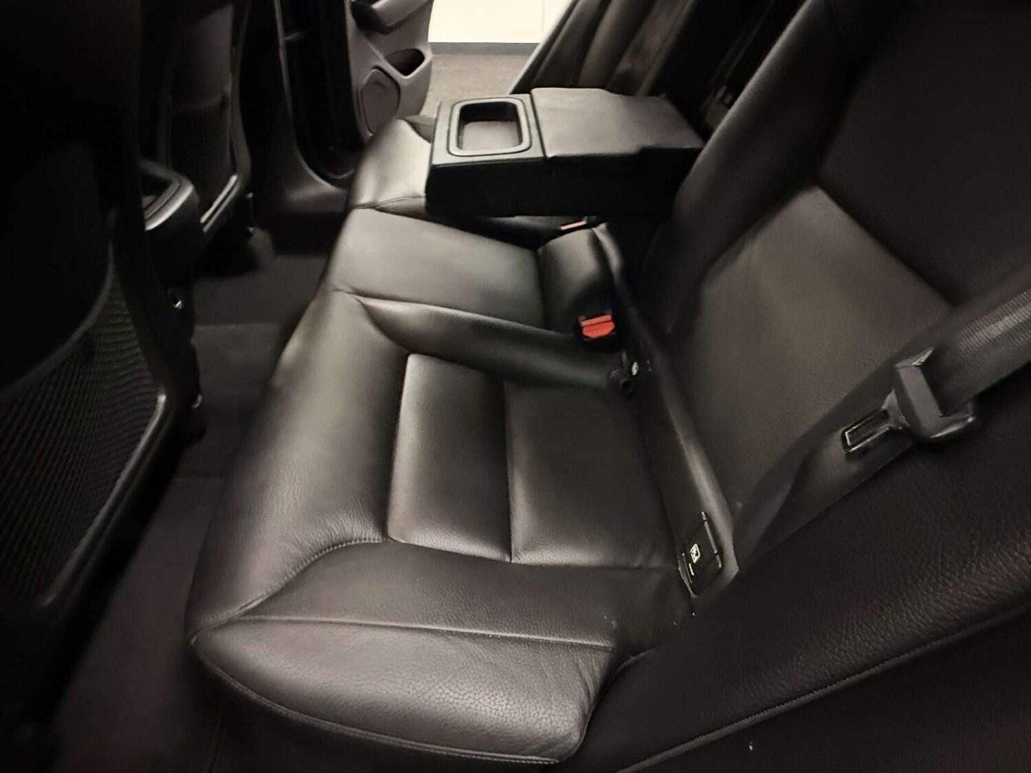 Used Volvo XC60 2019 for sale - 77368090: Photo 44