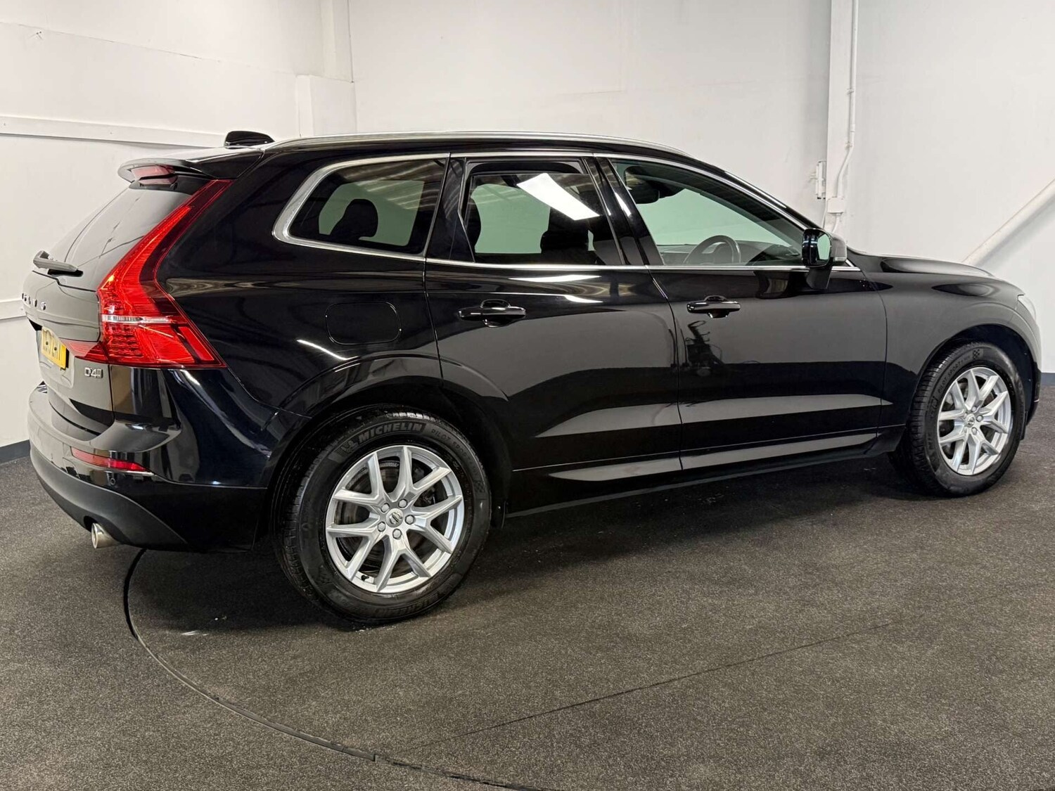 Used Volvo XC60 2019 for sale - 77368090: Photo 9