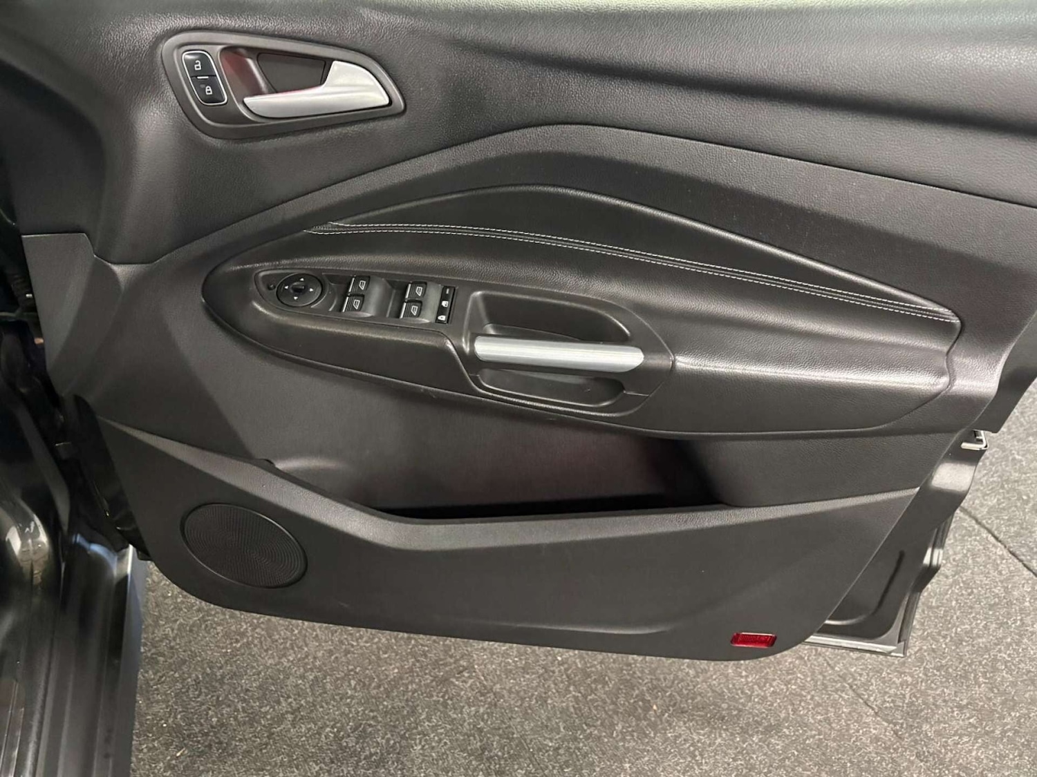 Used Ford C-Max 2017 for sale - 76979427: Photo 10