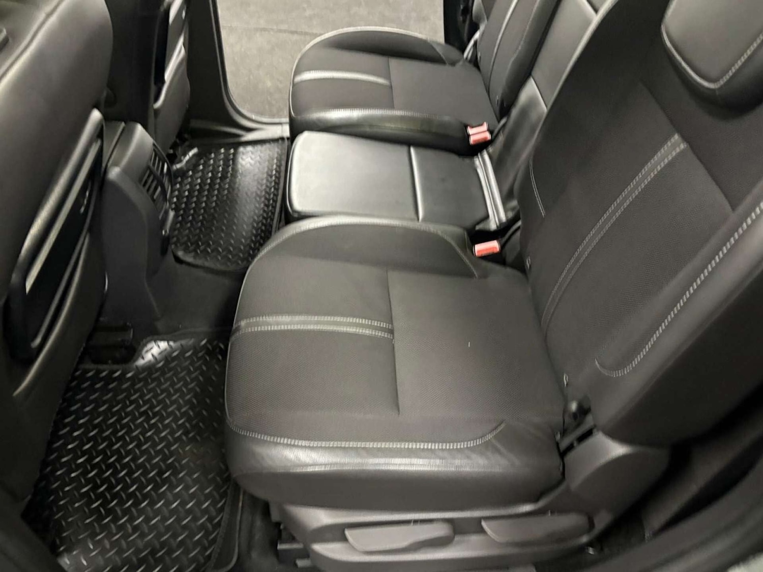 Used Ford C-Max 2017 for sale - 76979427: Photo 40