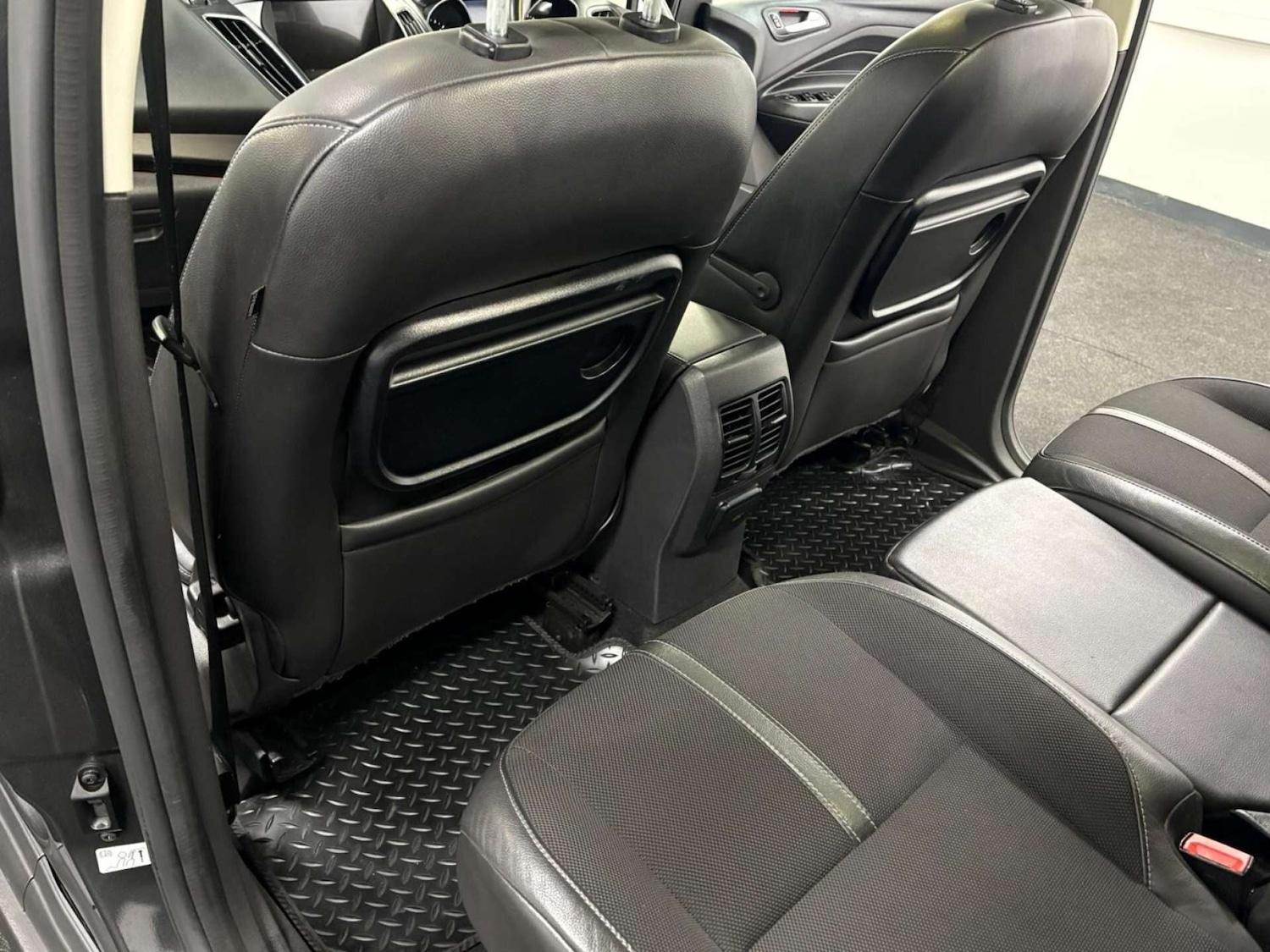 Used Ford C-Max 2017 for sale - 76979427: Photo 42