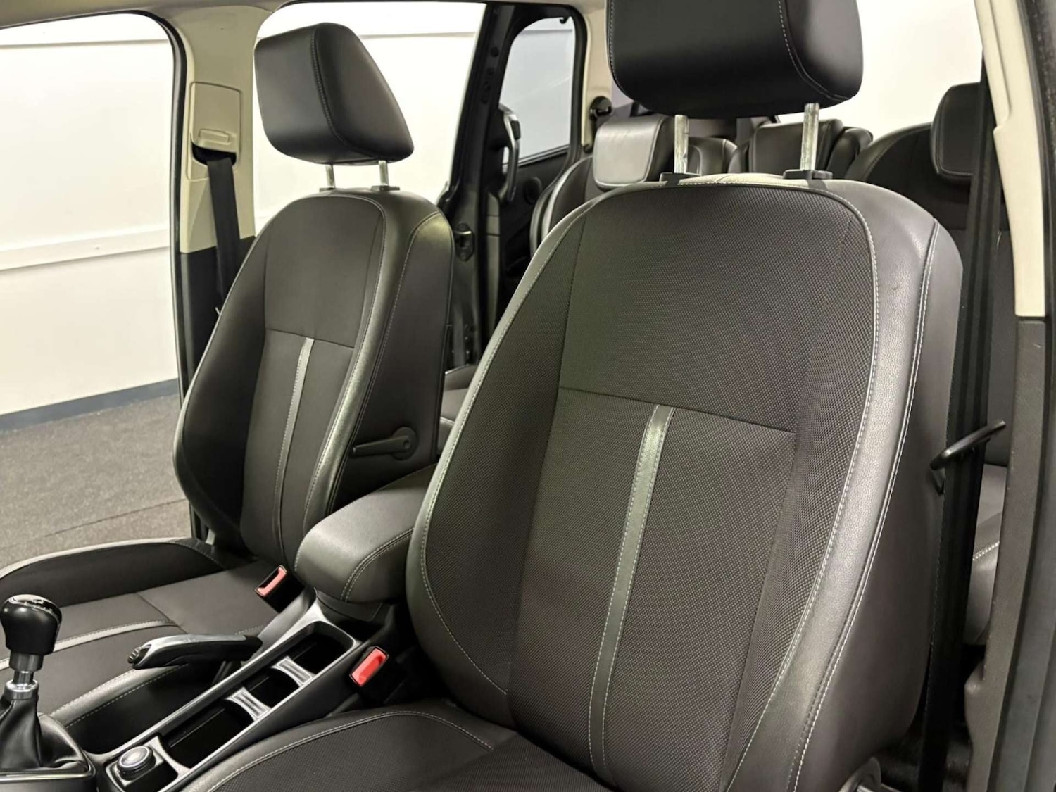 Used Ford C-Max 2017 for sale - 76979427: Photo 45