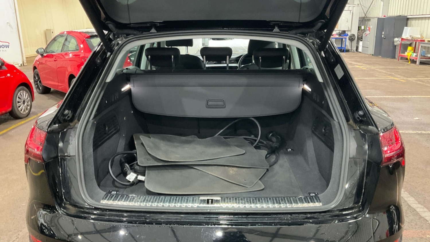 Used Audi e-tron 2021 for sale - 77608069: Photo 12