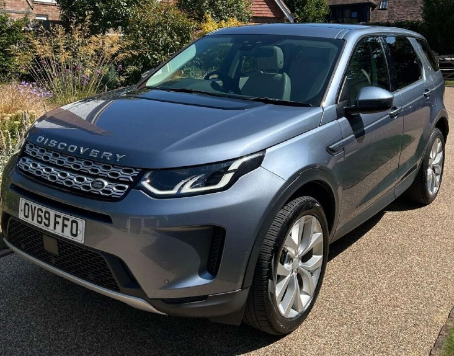 Used Land Rover Discovery Sport 2019 for sale - 76555304: Photo 1