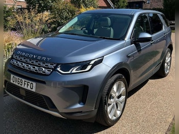 Used Land Rover Discovery Sport 2019 for sale - 76555304: Photo