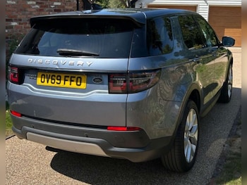 Used Land Rover Discovery Sport 2019 for sale - 76555304: Photo