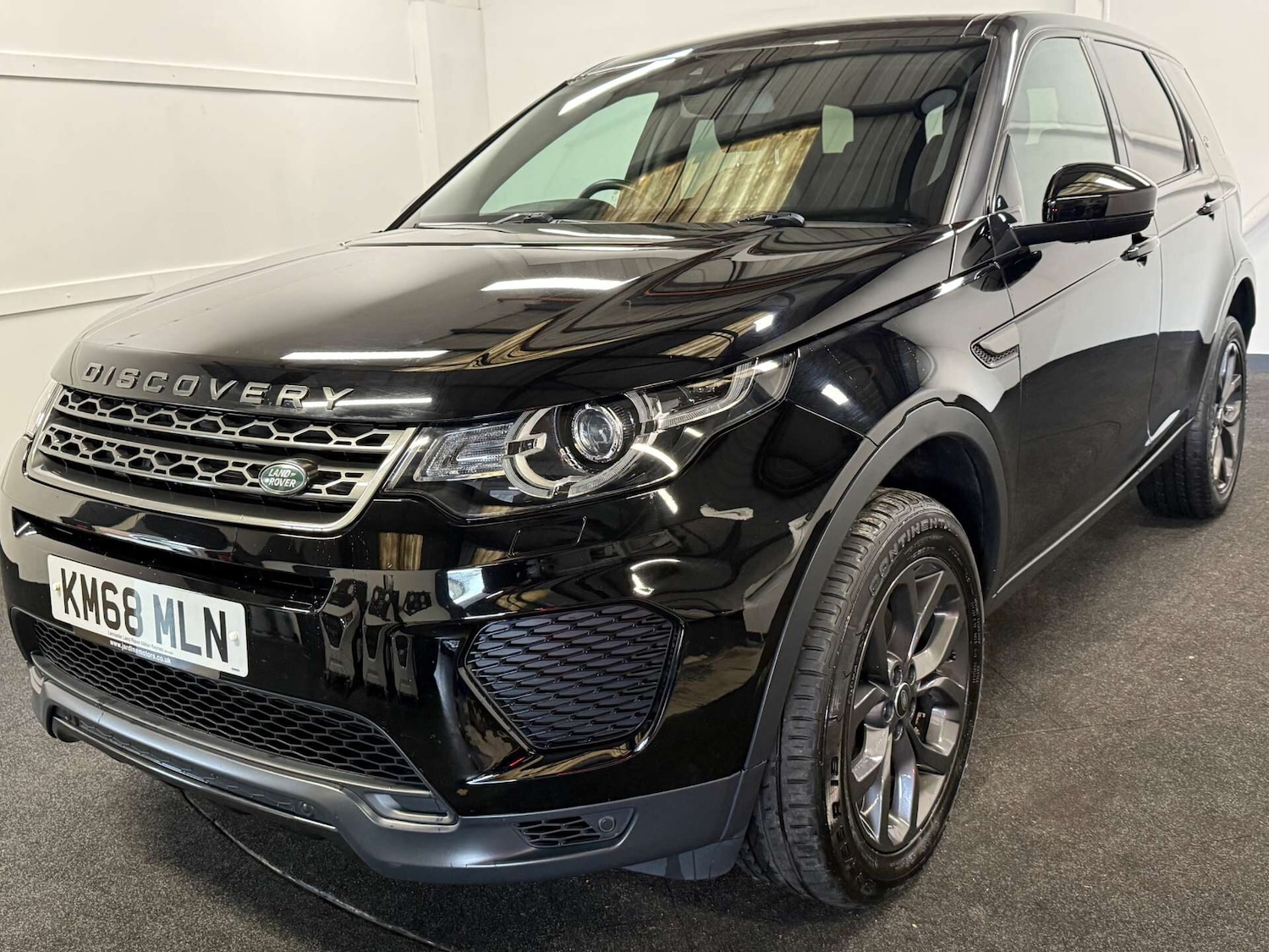 Used Land Rover Discovery Sport 2018 for sale - 76581292: Photo 1