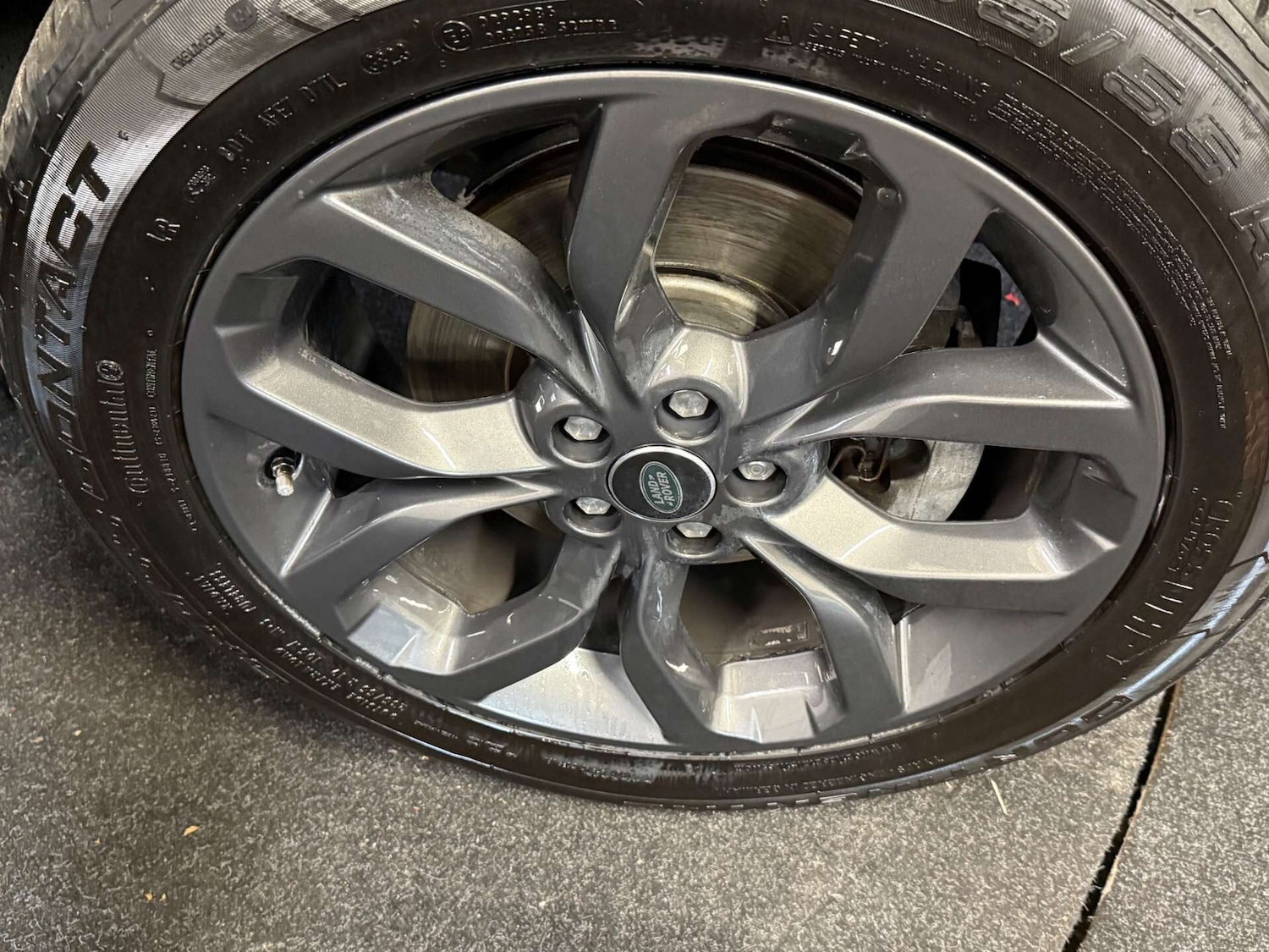 Used Land Rover Discovery Sport 2018 for sale - 76581292: Photo 11