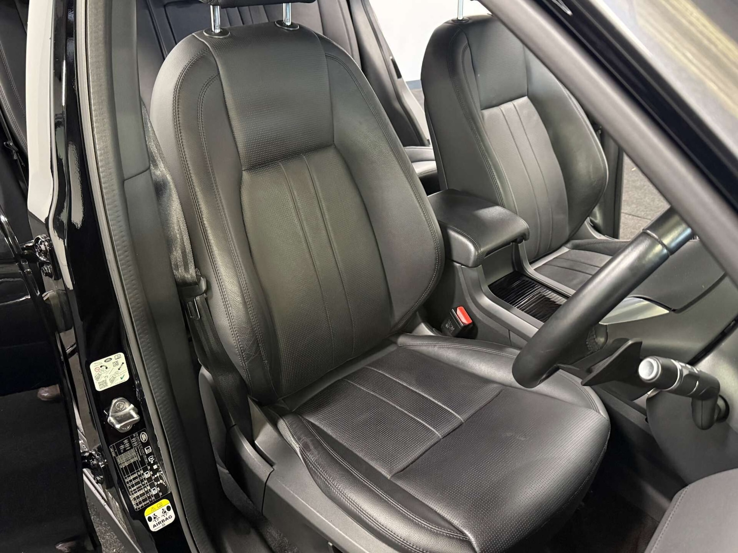 Used Land Rover Discovery Sport 2018 for sale - 76581292: Photo 12