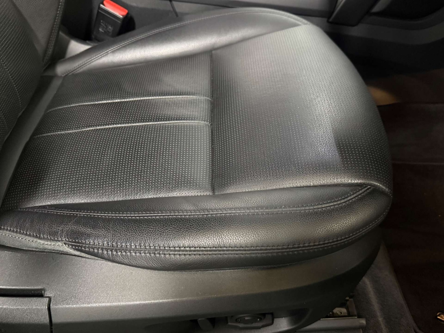 Used Land Rover Discovery Sport 2018 for sale - 76581292: Photo 14