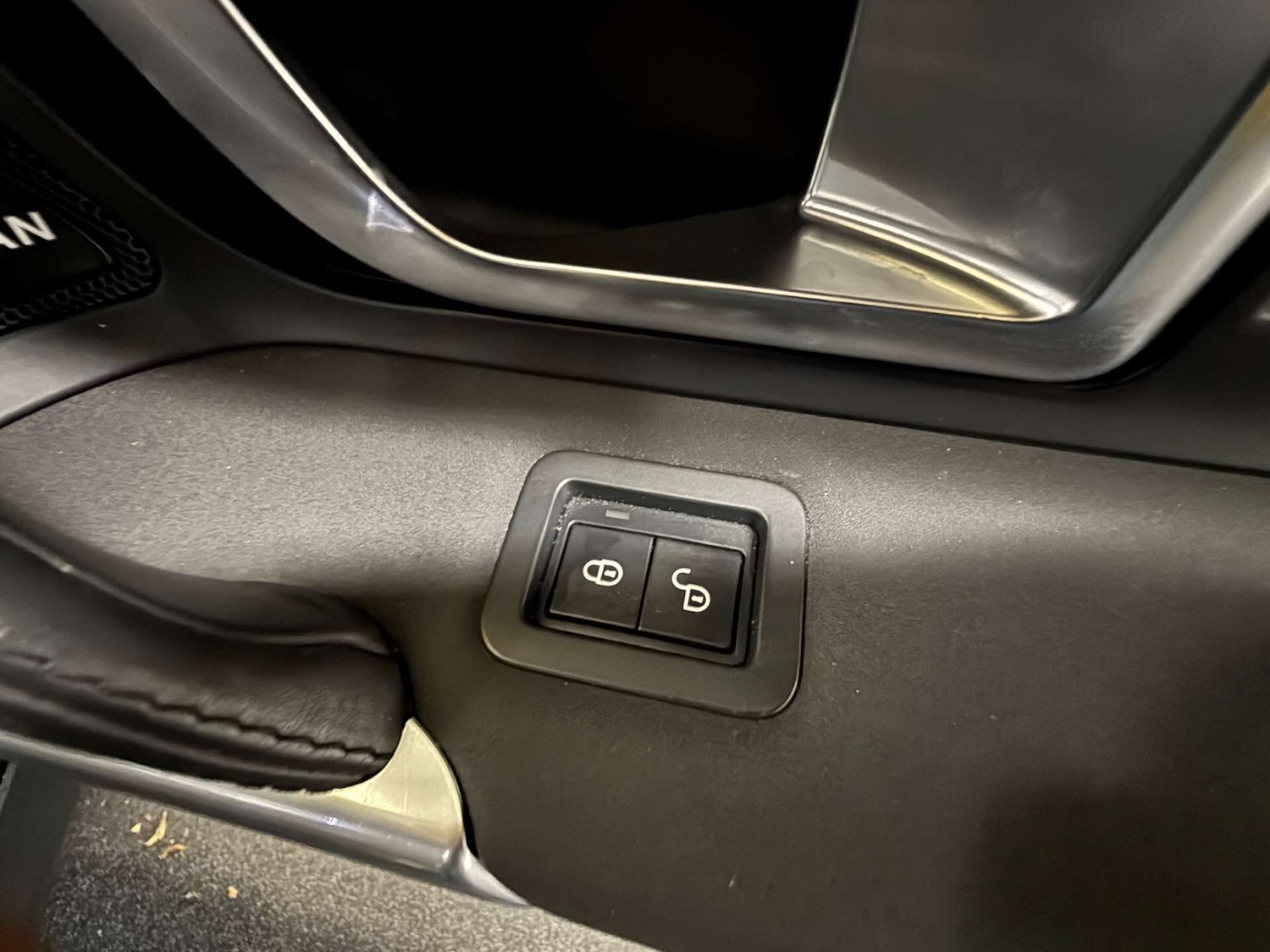 Used Land Rover Discovery Sport 2018 for sale - 76581292: Photo 18