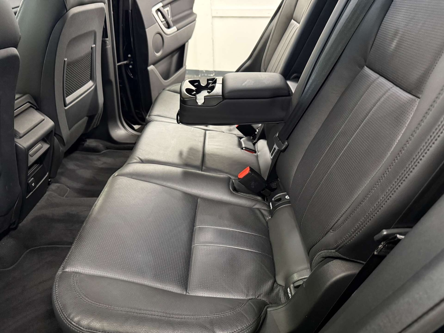 Used Land Rover Discovery Sport 2018 for sale - 76581292: Photo 52