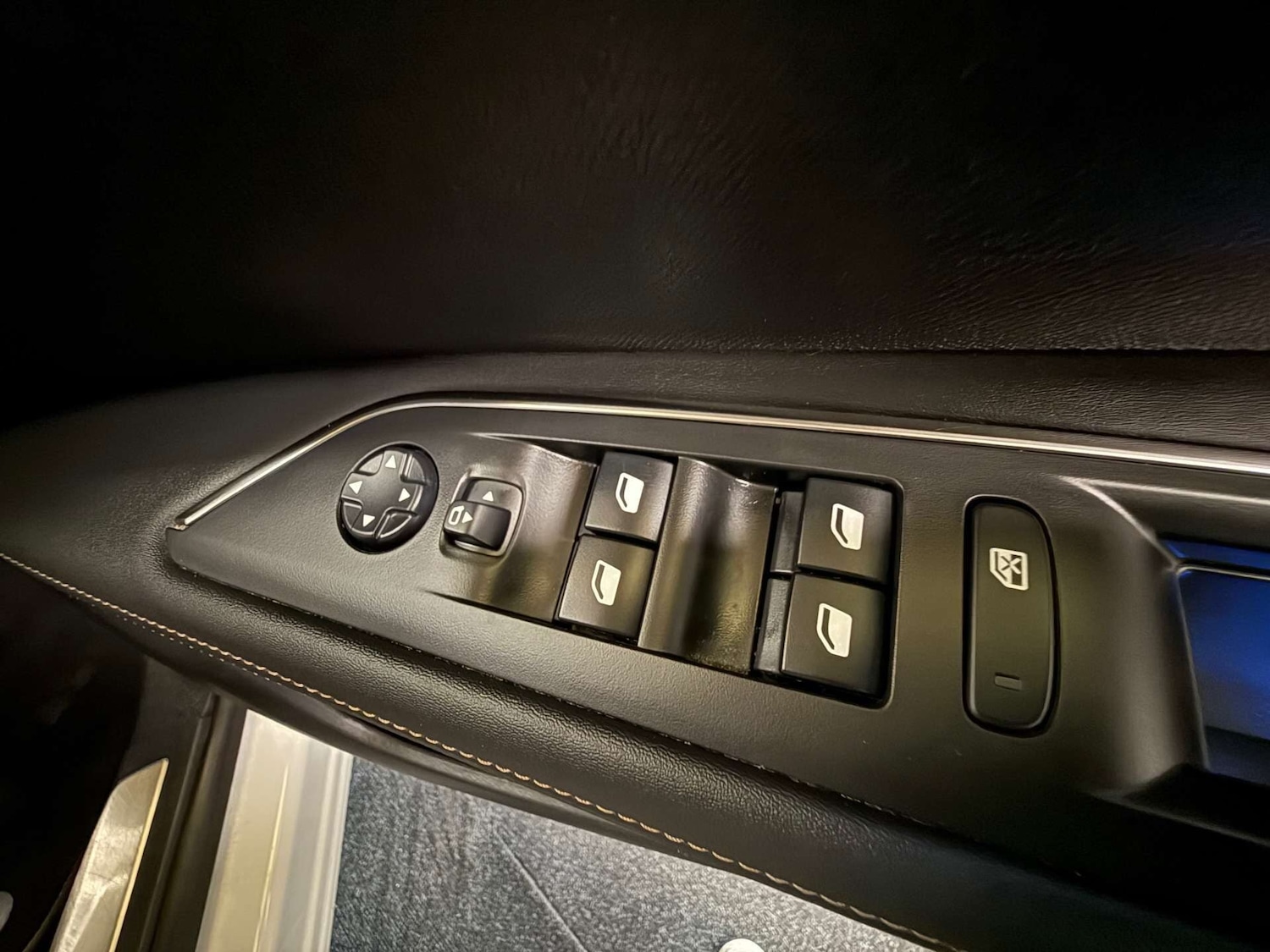 Used Peugeot 3008 2021 for sale - 77973587: Photo 16