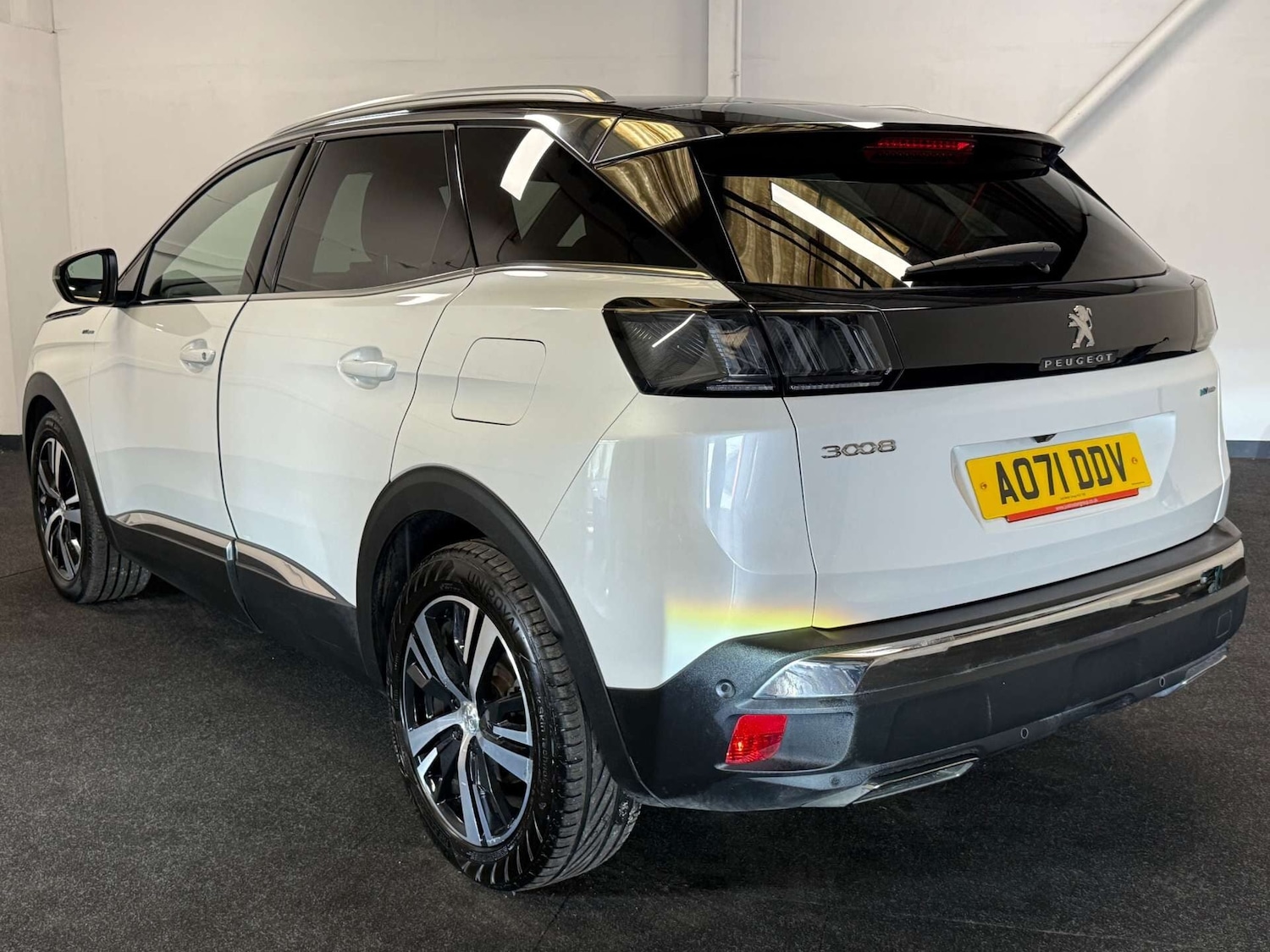 Used Peugeot 3008 2021 for sale - 77973587: Photo 3